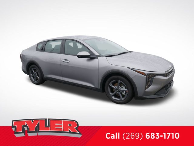 2025 Kia K4 LXS's photo