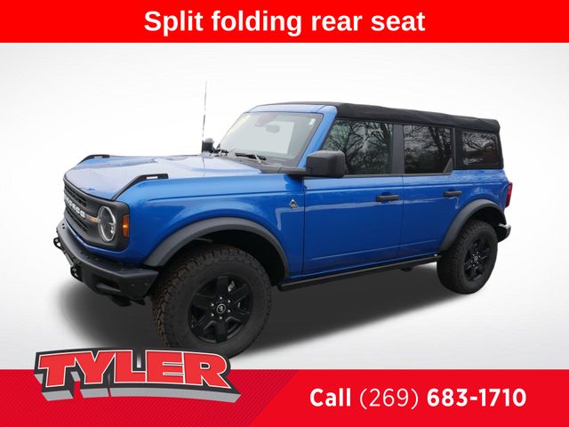 2022 Ford Bronco Black Diamond photo 3