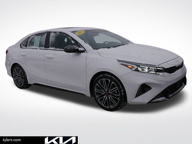 2023 Kia Forte GT's photo