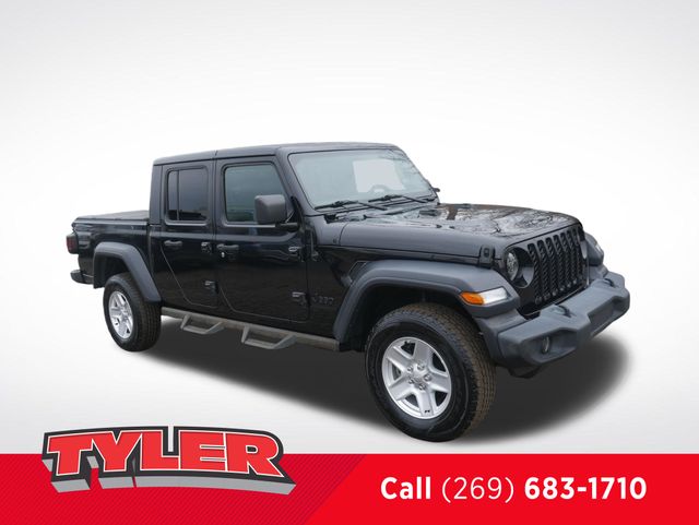 2020 Jeep Gladiator Sport S's photo