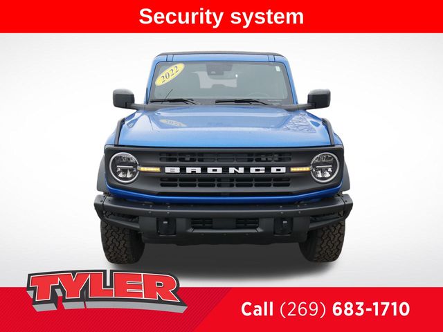 2022 Ford Bronco Black Diamond photo 2
