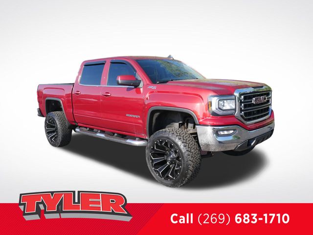 2018 GMC Sierra 4WD Crew Cab Short Box SLE's photo