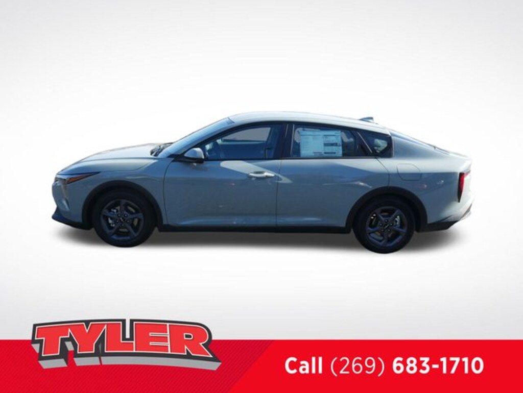 New 2025 Kia K4 LXS Sedan