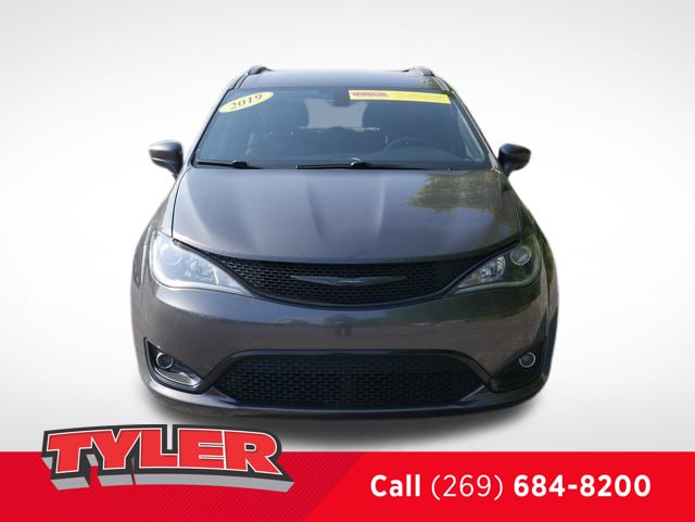 Used 2019 Chrysler Pacifica Touring L Plus with VIN 2C4RC1EG1KR575629 for sale in Niles, MI