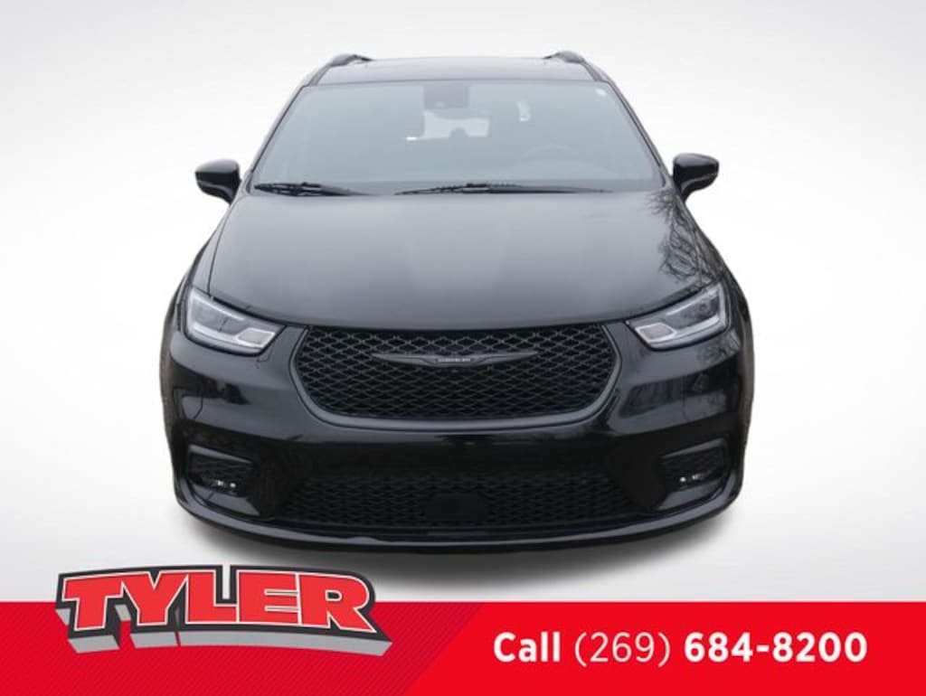 Used 2025 Chrysler Pacifica Limited Van Passenger Van