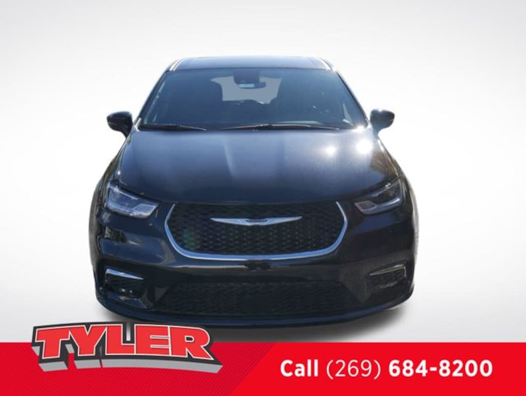 New 2026 Chrysler Pacifica Select Passenger Van