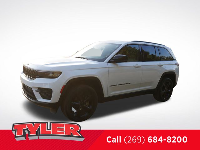 2023 Jeep Grand Cherokee Altitude photo 3