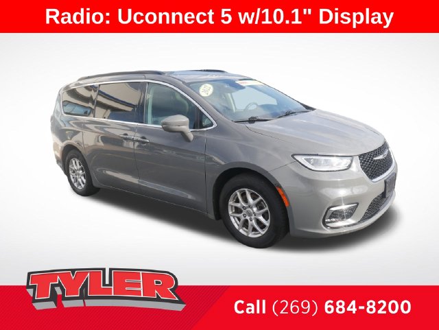 2022 Chrysler Pacifica Touring L Van Passenger Van