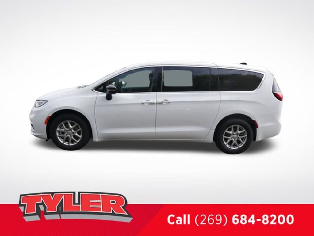 New 2026 Chrysler Pacifica Select Passenger Van