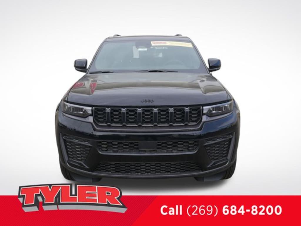 New 2026 Jeep Grand Cherokee Laredo Sport Utility
