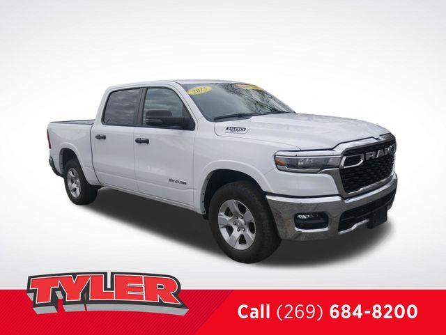 2025 RAM 1500 Big Horn/Lone Star 4x4 Crew Cab 5'7's photo