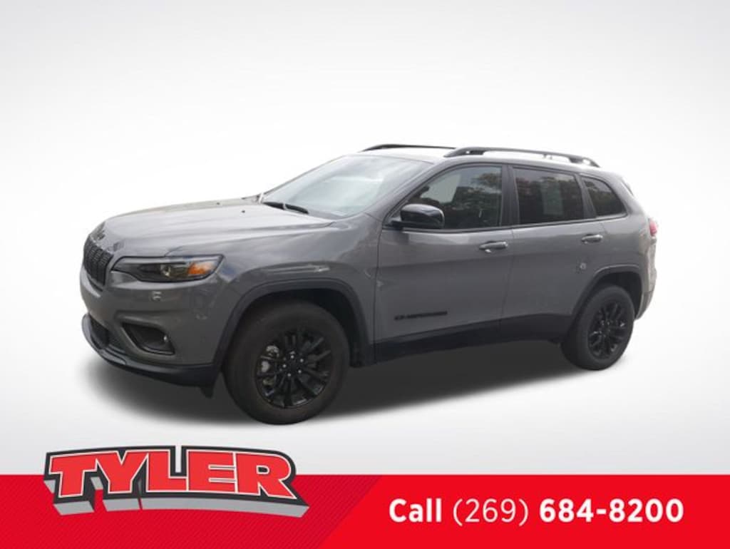 Used 2023 Jeep Cherokee Altitude SUV