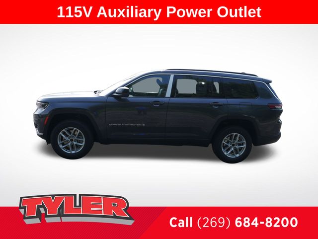 2025 Jeep Grand Cherokee Laredo photo 2