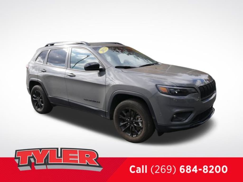 Used 2023 Jeep Cherokee Altitude SUV