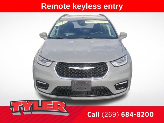Used 2022 Chrysler Pacifica Touring L with VIN 2C4RC1BG4NR168347 for sale in Niles, MI