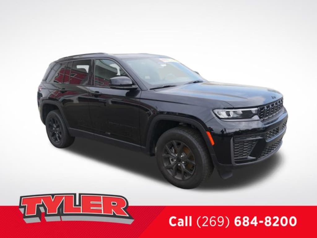 New 2026 Jeep Grand Cherokee Laredo Sport Utility