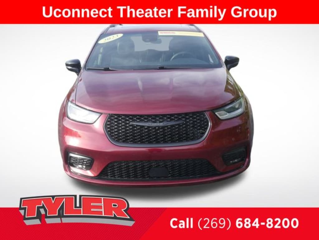Used 2023 Chrysler Pacifica Limited Van Passenger Van