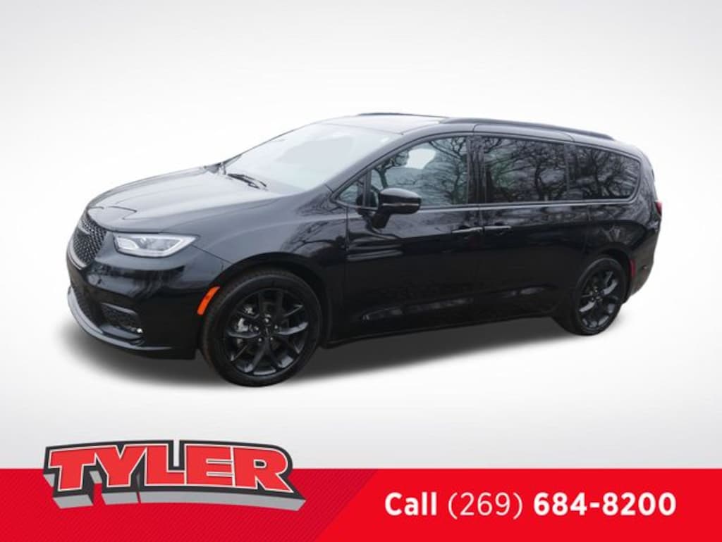 Used 2025 Chrysler Pacifica Limited Van Passenger Van