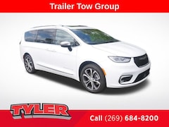 2026 Chrysler Pacifica Pinnacle Passenger Van