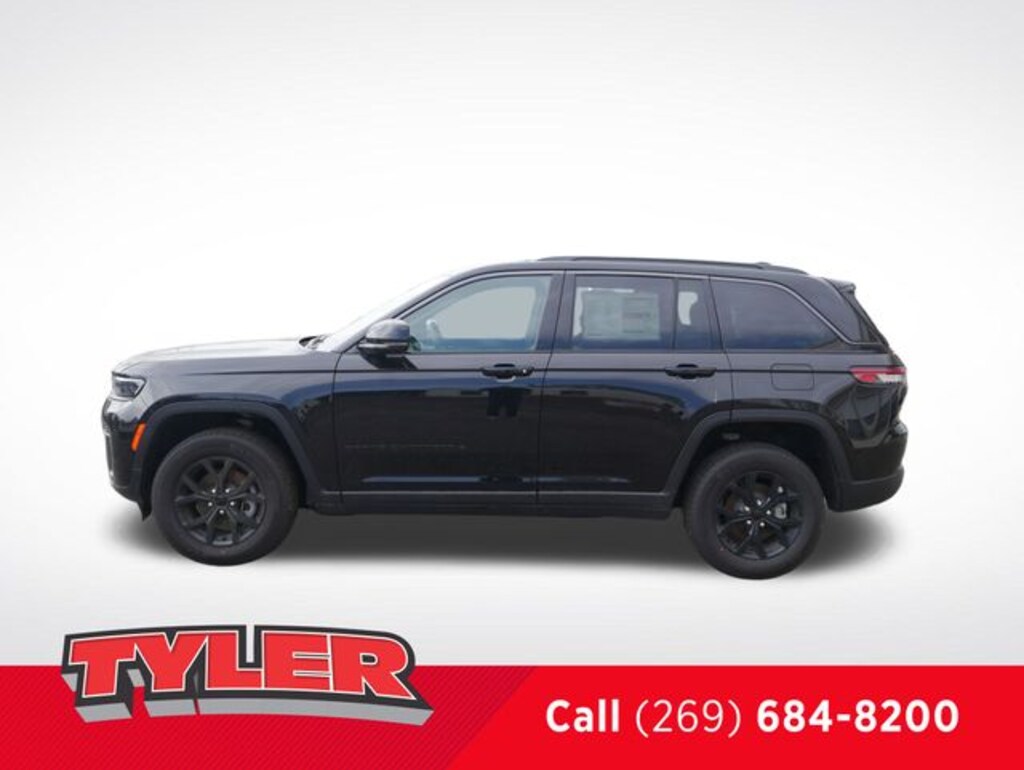 New 2026 Jeep Grand Cherokee Laredo Sport Utility