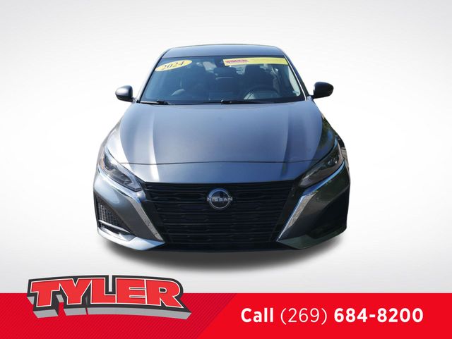 2024 Nissan Altima 2.5 SV photo 2