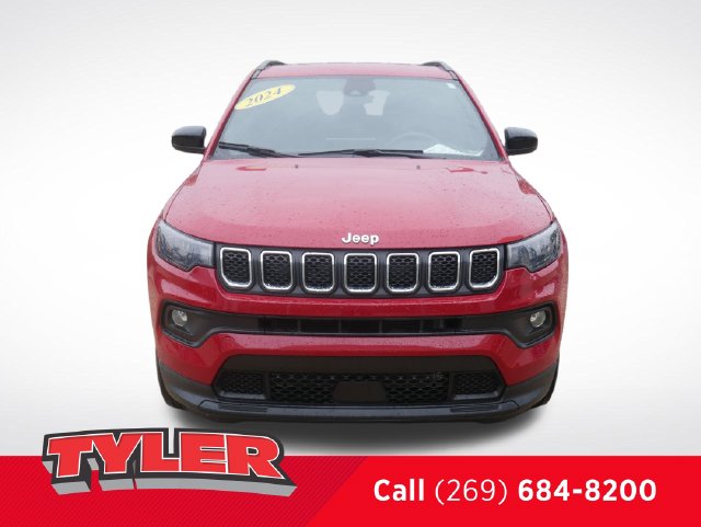 Used 2023 Jeep Compass Latitude Lux SUV