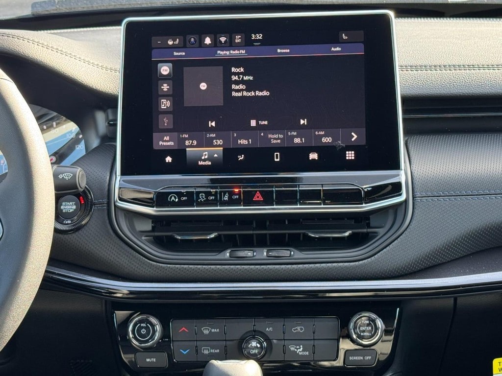 2026 Jeep Compass Latitude Altitude - Photo 10