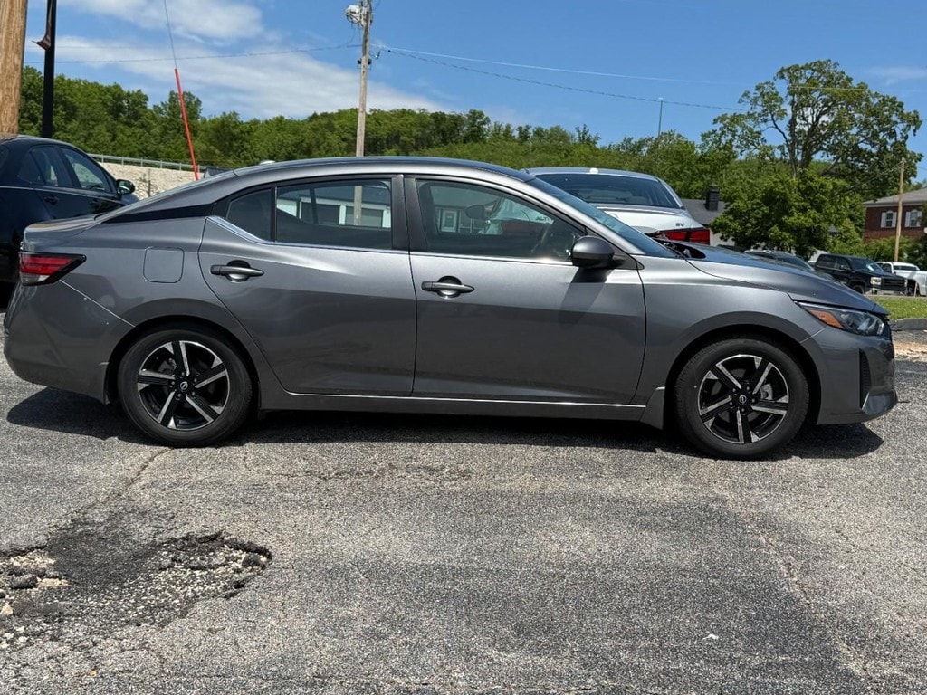 Used 2024 Nissan Sentra SV with VIN 3N1AB8CV6RY205347 for sale in Pacific, MO
