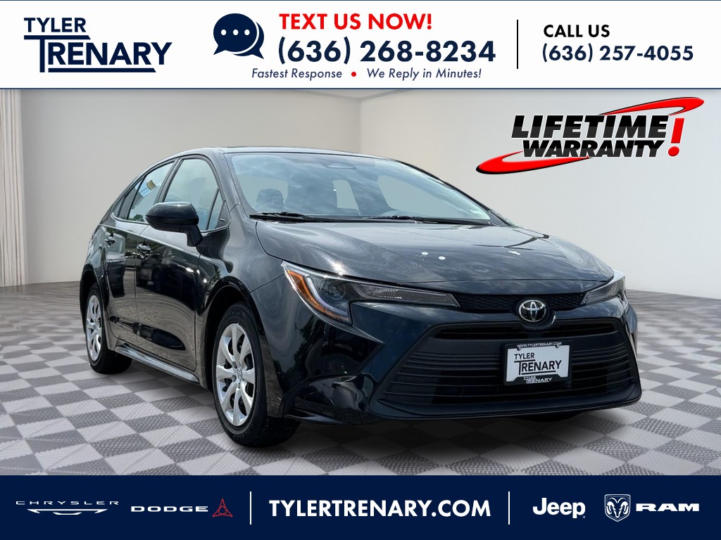 2025 Toyota Corolla LE CVT's photo