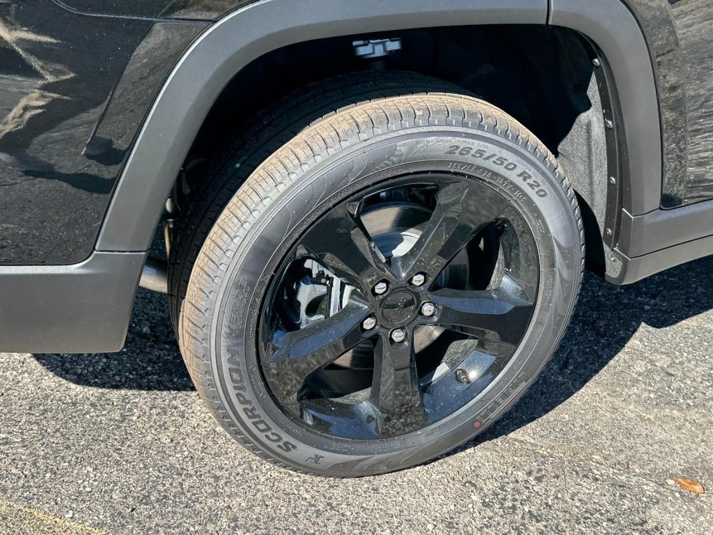 New 2025 Jeep Grand Cherokee L LIMITED 4X4 Sport Utility