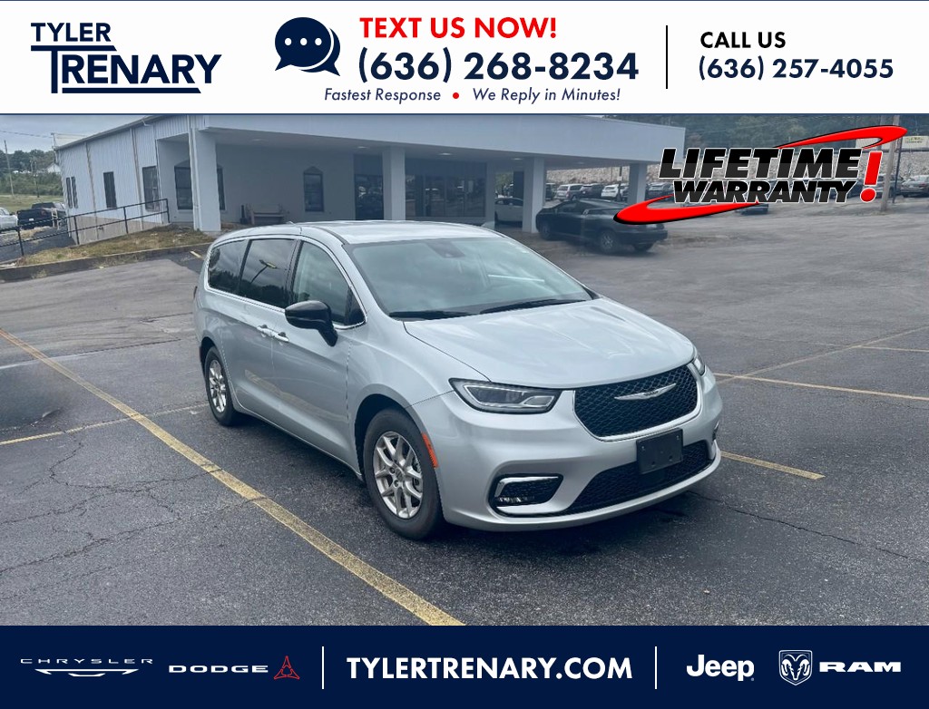 2024 Chrysler Pacifica Touring L FWD Van Passenger Van