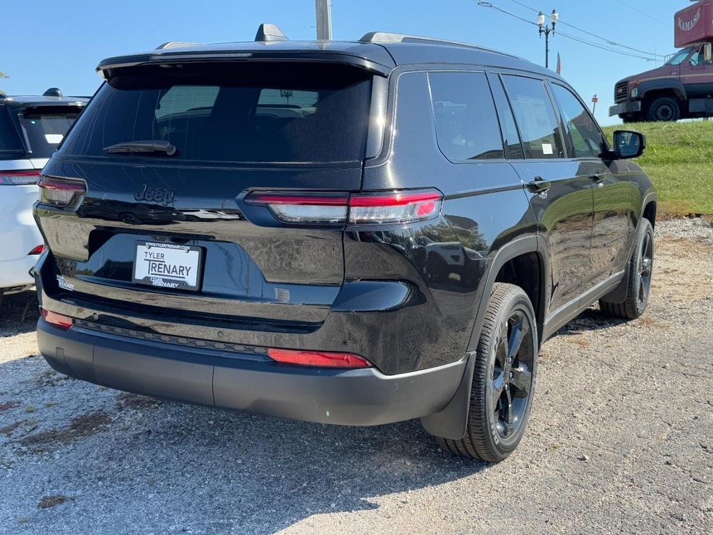 New 2025 Jeep Grand Cherokee L ALTITUDE X 4X4 Sport Utility