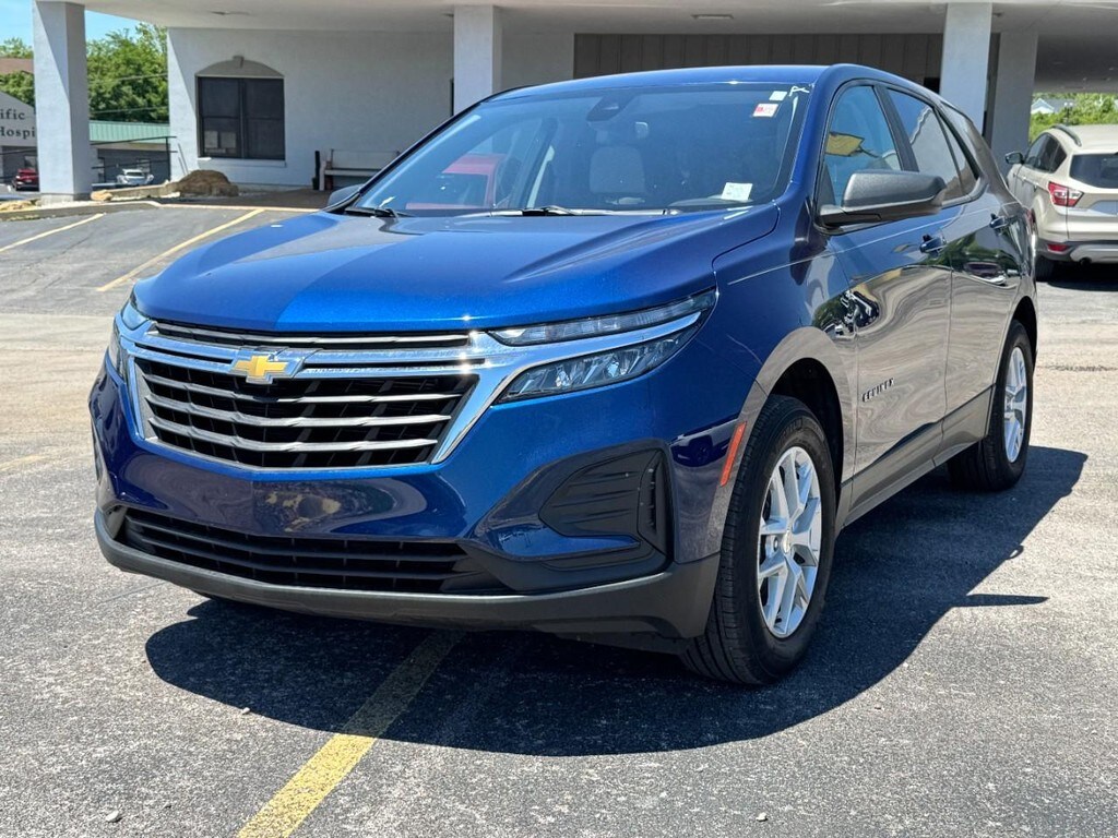 2023 Chevrolet Equinox LS - Photo 10