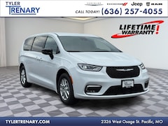 2026 Chrysler Pacifica SELECT Passenger Van