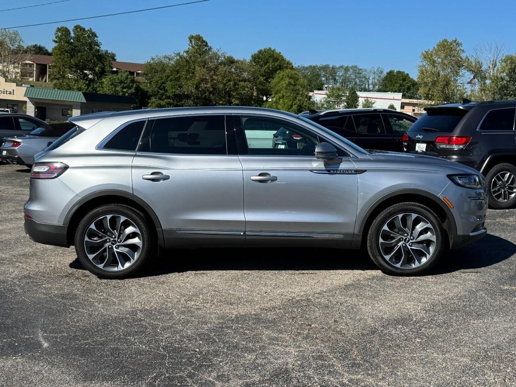 Used 2022 Lincoln Nautilus Reserve AWD SUV
