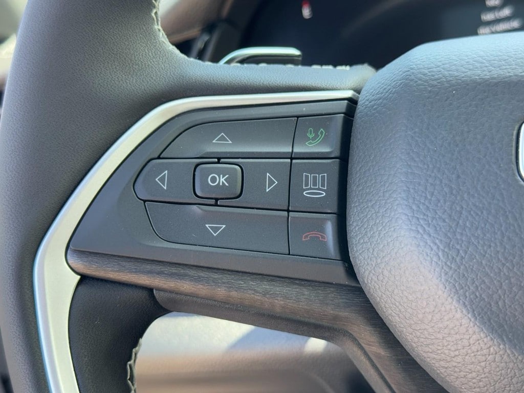 2026 Jeep Grand Cherokee Laredo - Photo 12