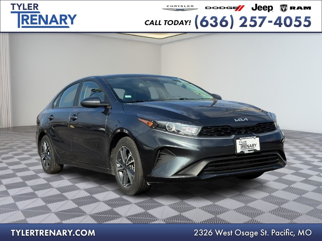 2024 Kia Forte LXS's photo