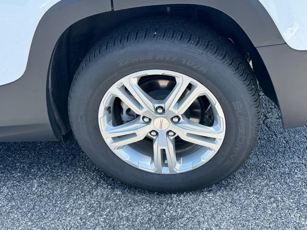 2024 GMC Terrain SLE - Photo 9