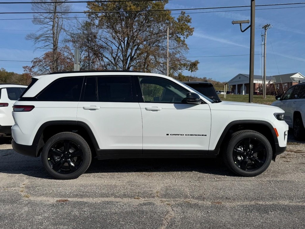 New 2025 Jeep Grand Cherokee LIMITED 4X4 Sport Utility