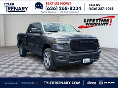 2027 Ram 1500 EXPRESS CREW CAB 4X4 5'7 BOX Pickup