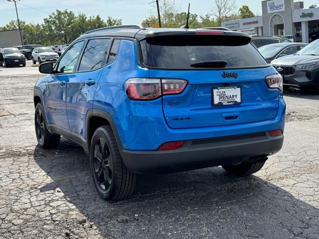 Used 2020 Jeep Compass Altitude 4x4 SUV