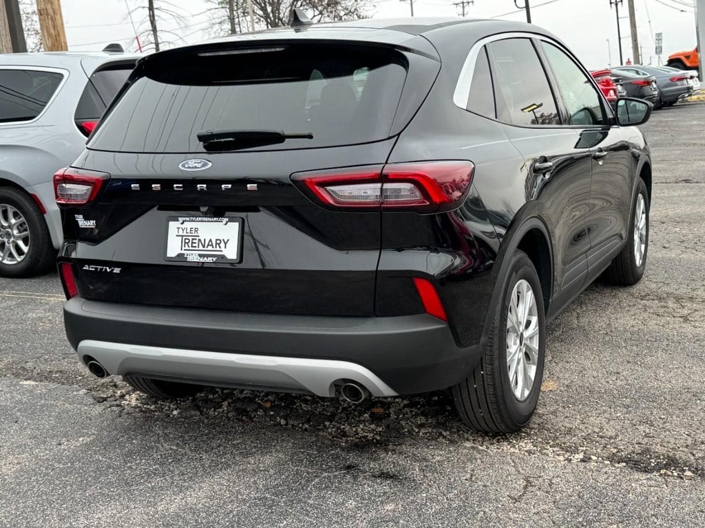 Used 2024 Ford Escape Active FWD SUV
