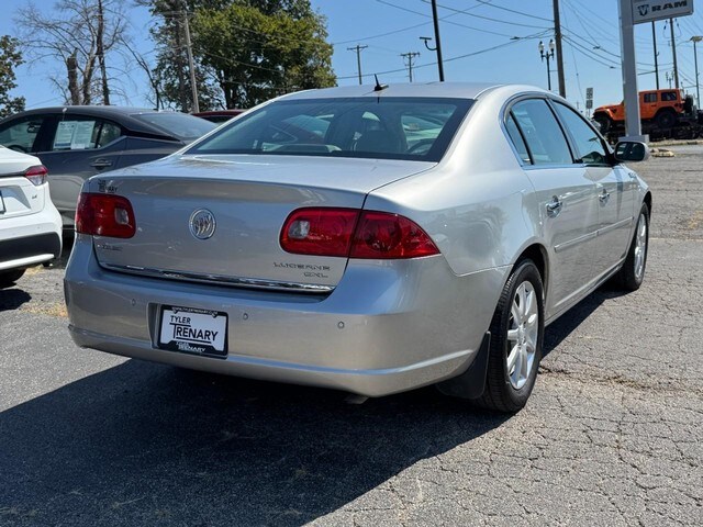 2008 Buick Lucerne CXL photo 3