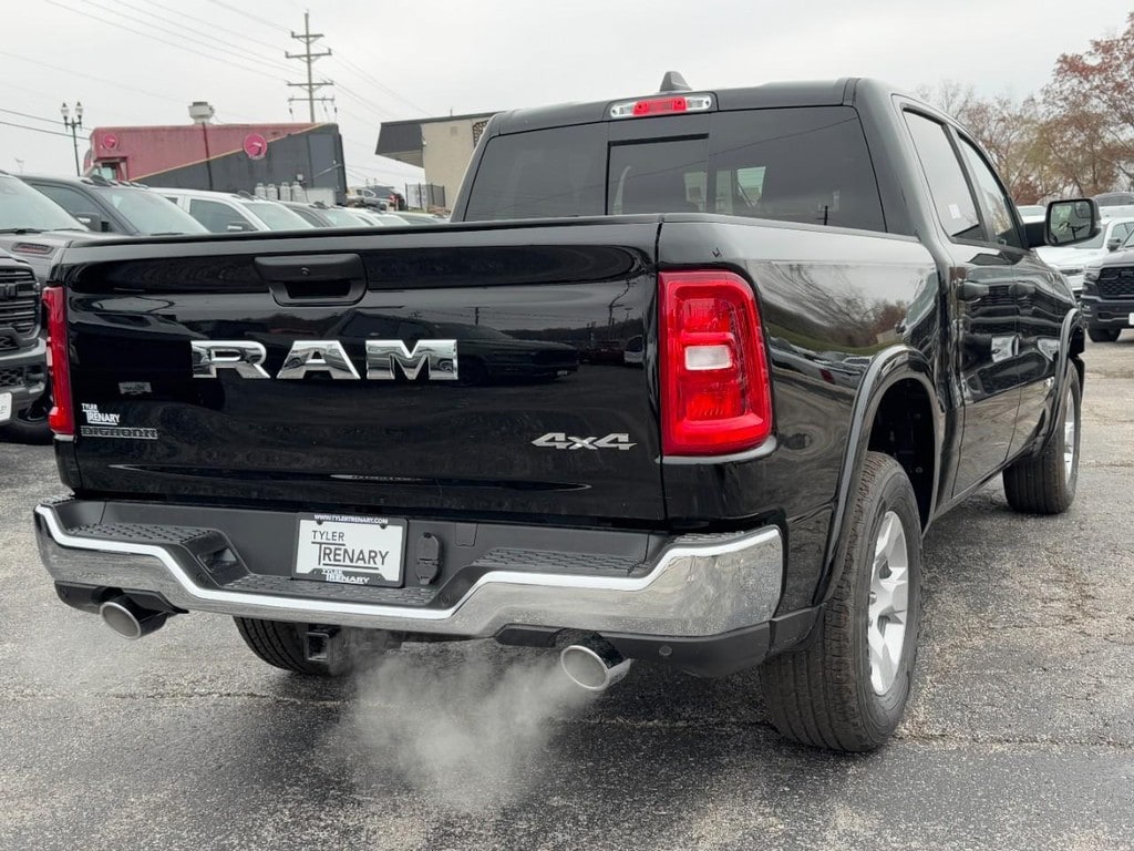 New 2026 Ram 1500 BIG HORN CREW CAB 4X4 5'7 BOX Pickup