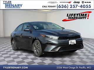 2024 Kia Forte LXS IVT Sedan