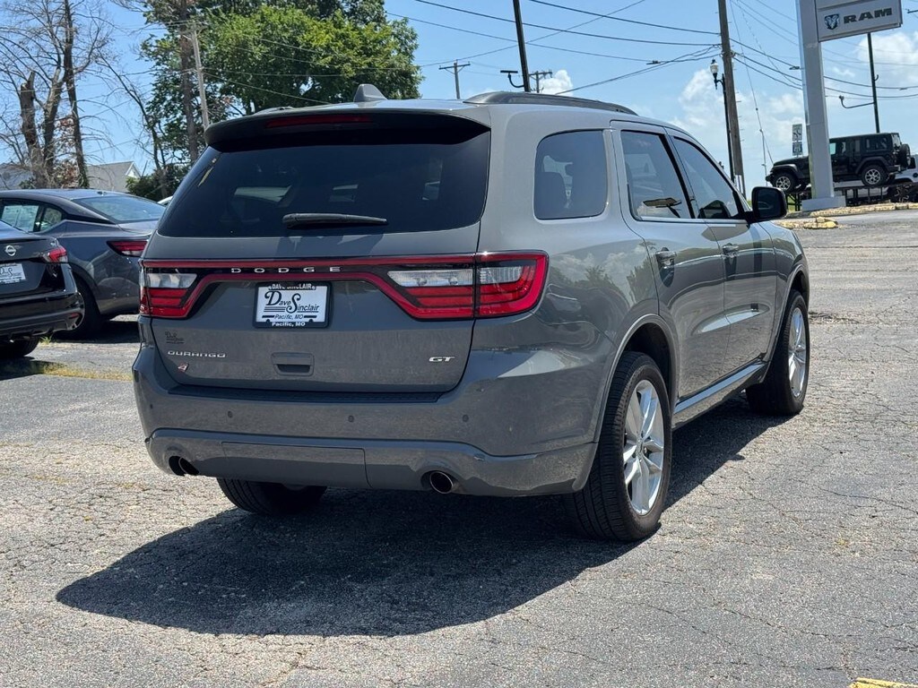 2022 Dodge Durango GT Plus photo 3