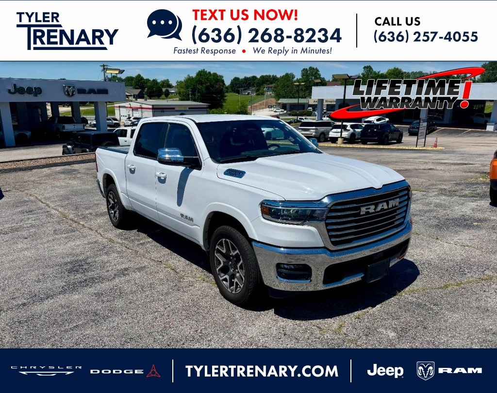 2025 RAM 1500 Laramie 4x4 Crew Cab 5'7's photo