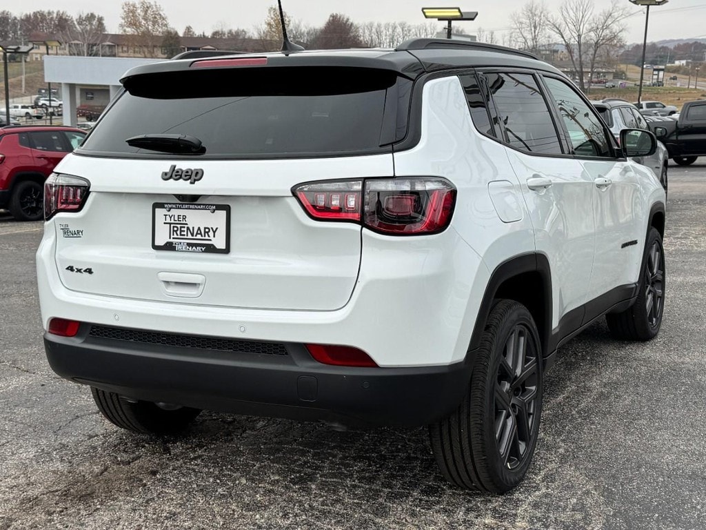 New 2026 Jeep Compass LIMITED ALTITUDE 4X4 Sport Utility