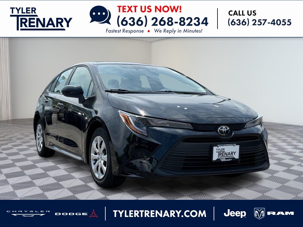 2025 Toyota Corolla LE CVT's photo
