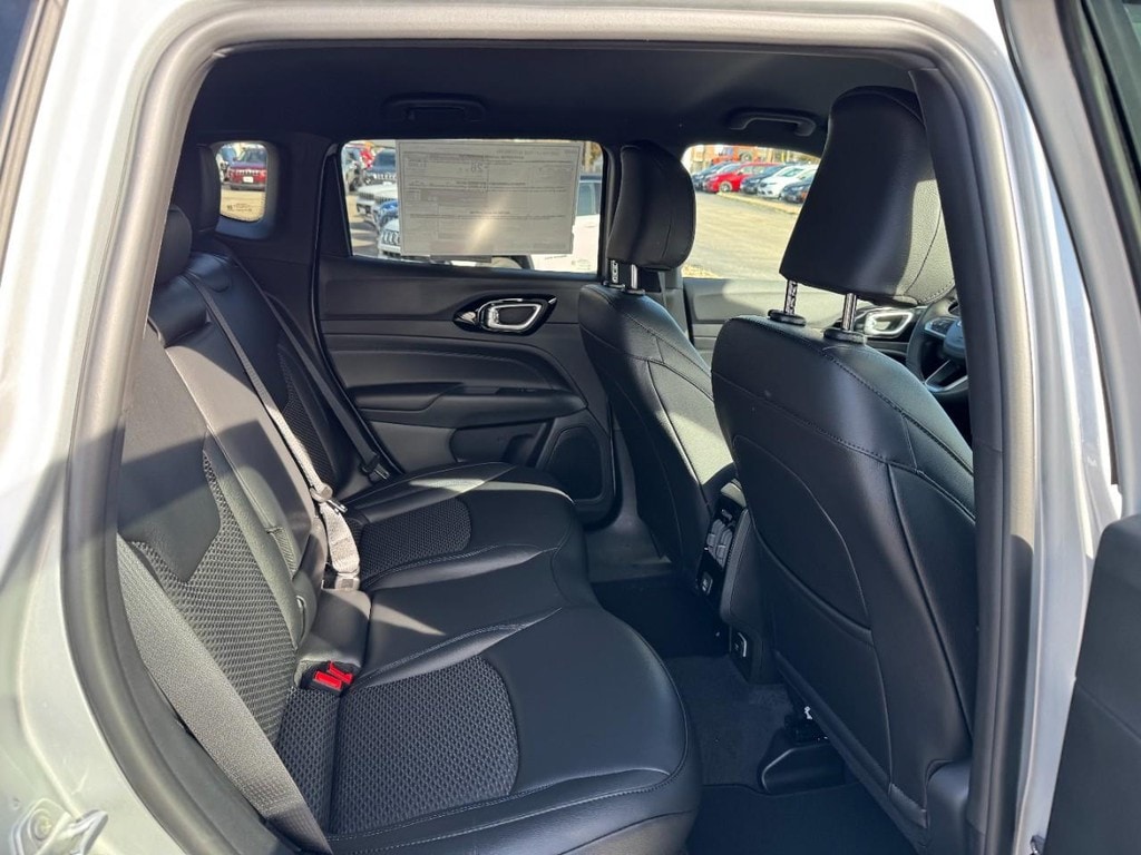 2026 Jeep Compass Latitude Altitude - Photo 6